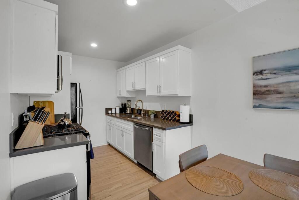 6Th Haven, Arcade, King Bed, Games, 1 Mile To Beaches Long Beach Exterior foto